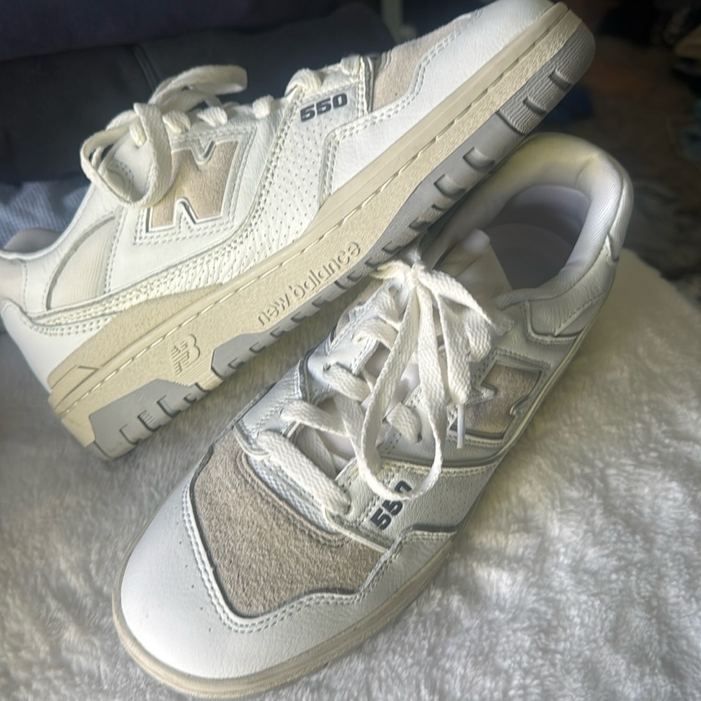 New Balance 550